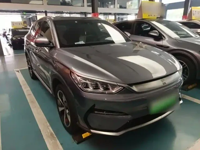 BYD Song PLUS — Фото автомобиля 3