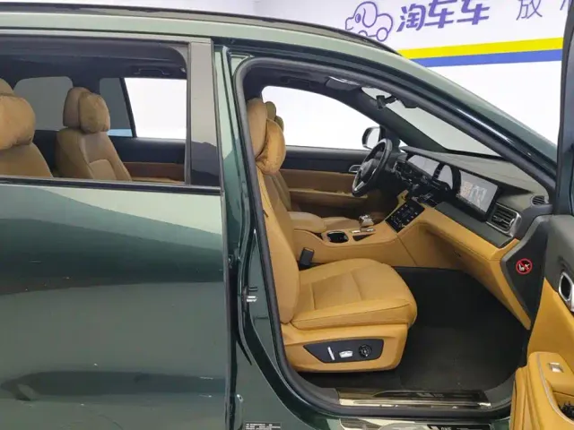Li Auto ONE — Фото автомобиля 8