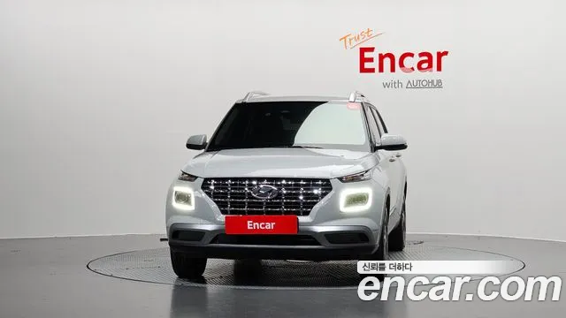 Hyundai Venue — Фото автомобиля 3