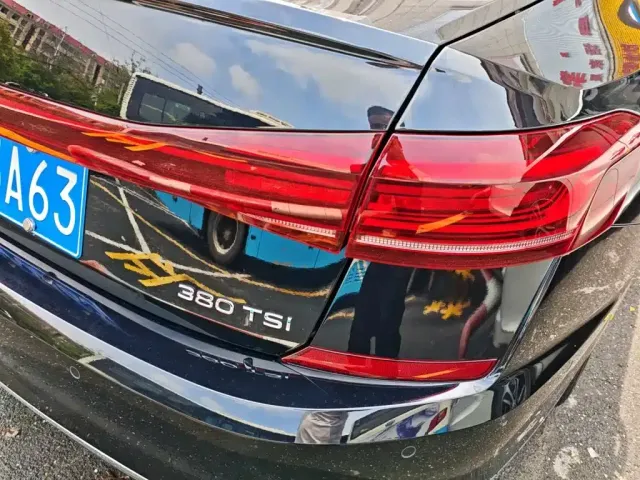 Volkswagen Passat — Фото автомобиля 23