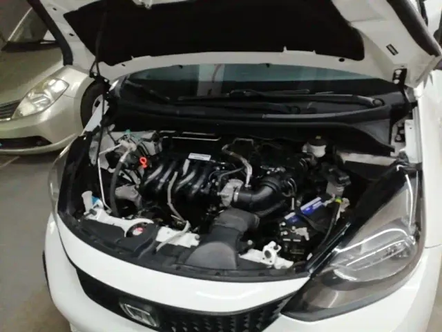 Honda Fit — Фото автомобиля 19