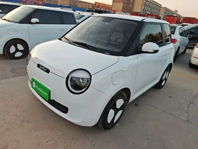 Фотография автомобиля — Changan Lumin