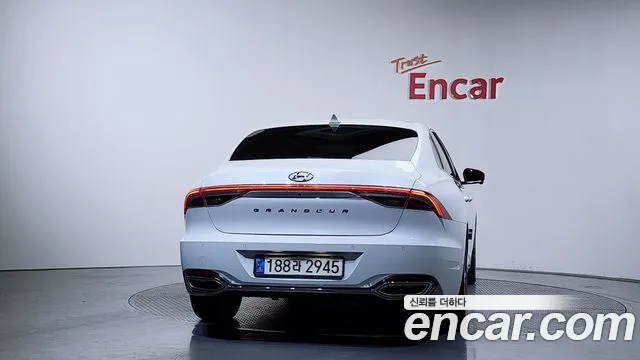 Hyundai Grandeur Новый Grandeur IG — Фото автомобиля 4