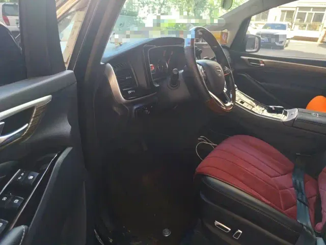GAC Trumpchi M8 — Фото автомобиля 17