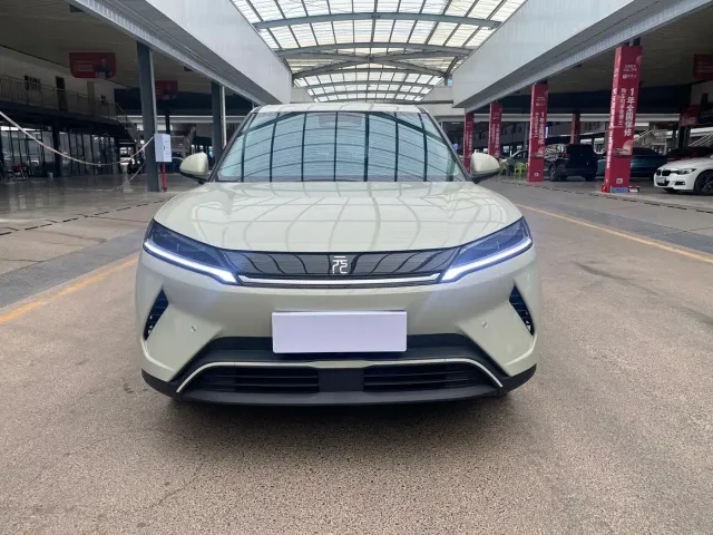 BYD Yuan UP — Фото автомобиля 2