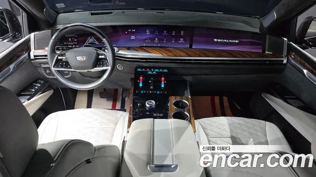 Cadillac Escalade 5th Gen — Фото автомобиля 4