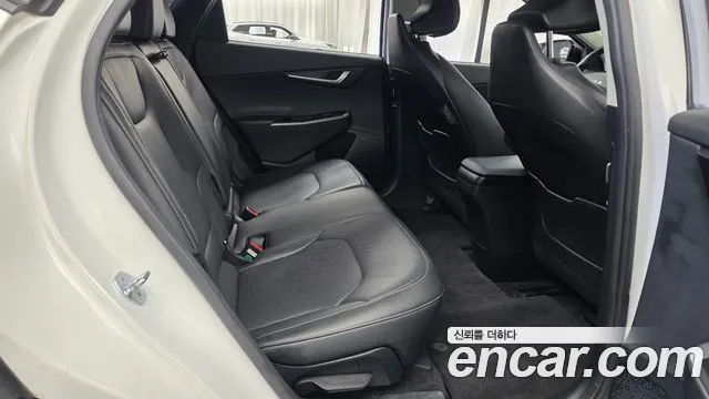Kia EV6 — Фото автомобиля 12