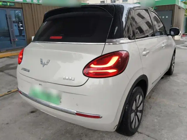 Wuling Bingo — Фото автомобиля 6