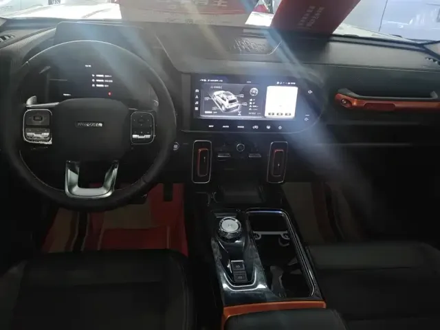 Haval Big Dog — Фото автомобиля 12