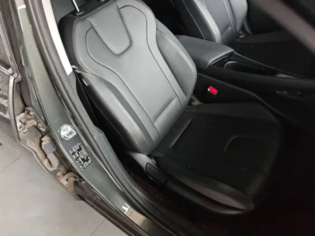 Hyundai Elantra — Фото автомобиля 24