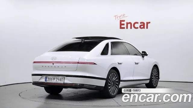 Hyundai Grandeur GN7 — Фото автомобиля 2
