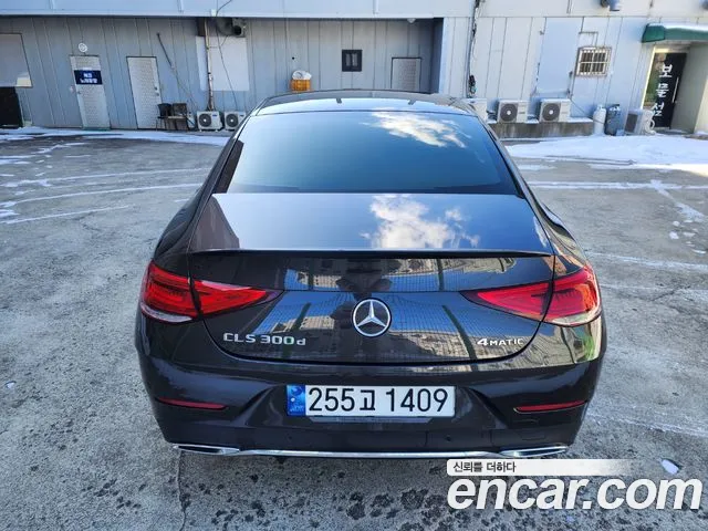 Mercedes-Benz CLS-Class — Фото автомобиля 8