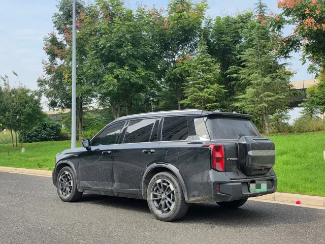 GAC Trumpchi Trumpchi ES9 2024 Model PHEV 143km Traveller Max — Фото автомобиля 10