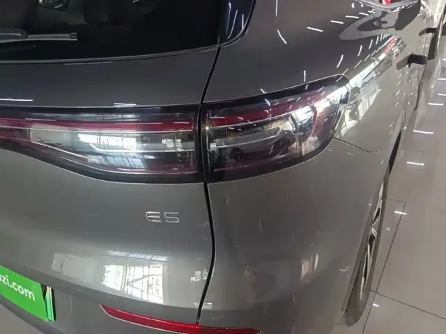 Geely Galaxy E5 — Фото автомобиля 7