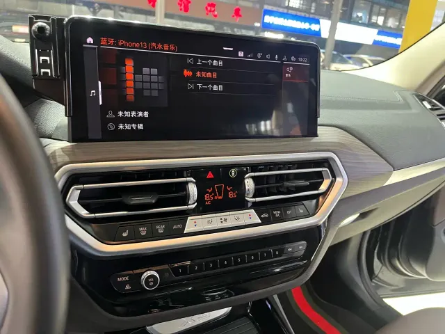BMW X3 — Фото автомобиля 12