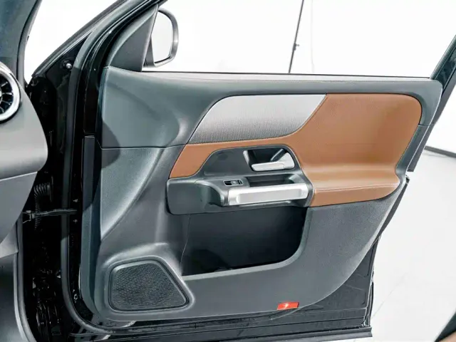 Mercedes-Benz GLB-Class — Фото автомобиля 14