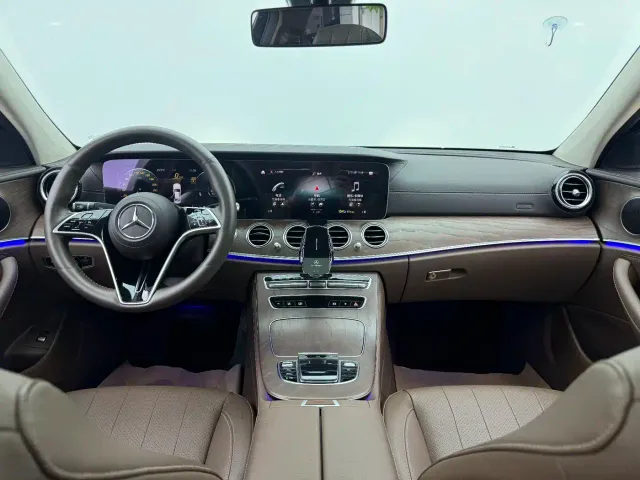Mercedes-Benz E-Class — Фото автомобиля 7