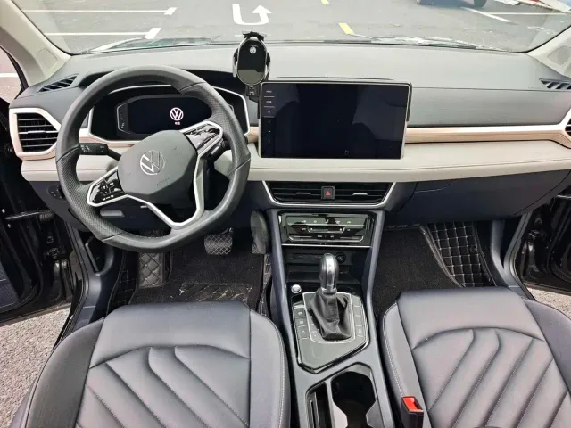 Volkswagen Tharu — Фото автомобиля 10