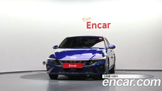 Hyundai Avante CN7 — Фото автомобиля 3