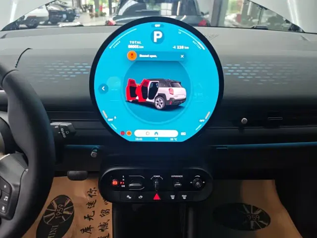 MINI Electric MINI ACEMAN — Фото автомобиля 12