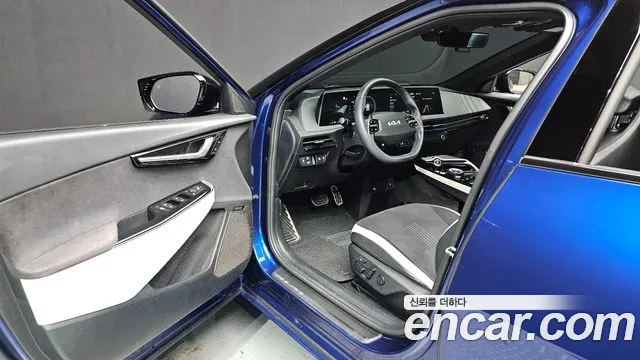 Kia EV6 — Фото автомобиля 15