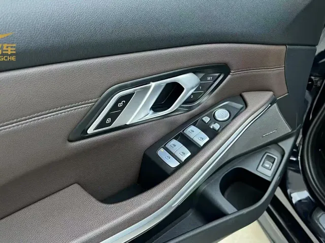 BMW 3 Series — Фото автомобиля 5
