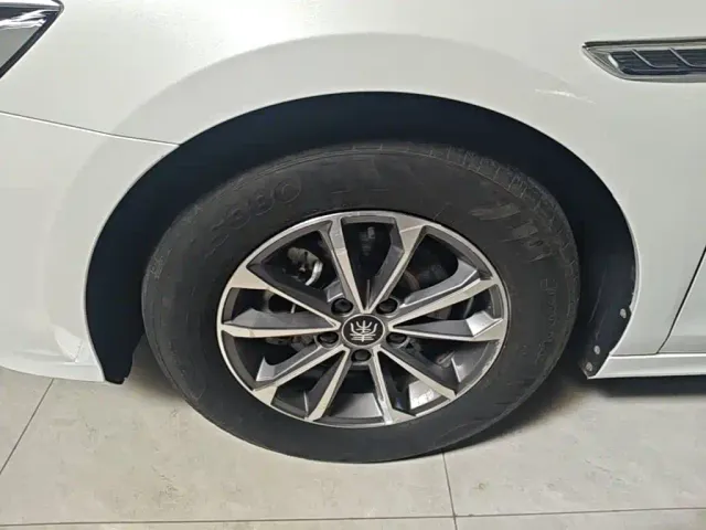 BYD Qin PLUS — Фото автомобиля 22