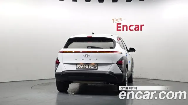 Hyundai Kona Kona (SX2) Бензин 1.6 турбо 2WD — Фото автомобиля 4