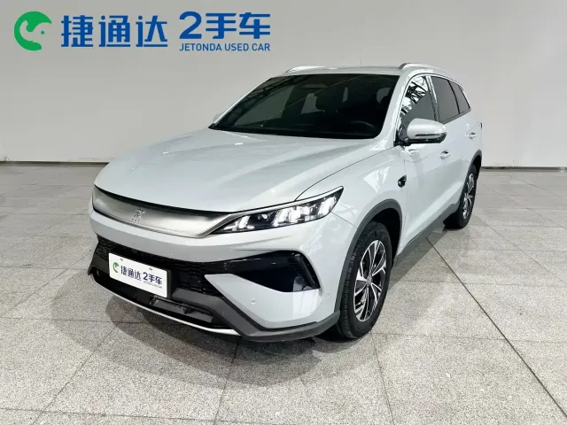 Фотография автомобиля — BYD Song Pro