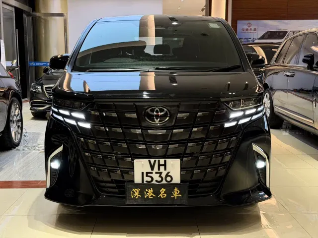 Toyota Alphard — Фото автомобиля 2