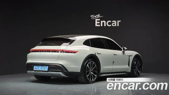 Porsche Taycan Taycan Khan — Фото автомобиля 2