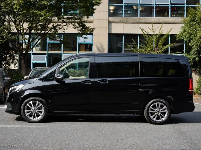 Mercedes-Benz V-Class — Фото автомобиля 3