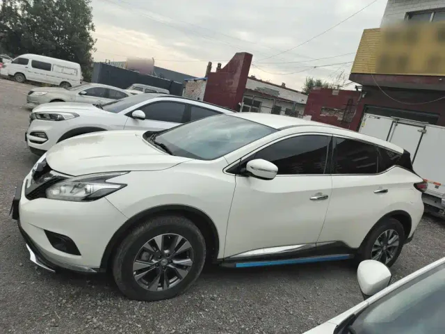 Nissan Murano — Фото автомобиля 4