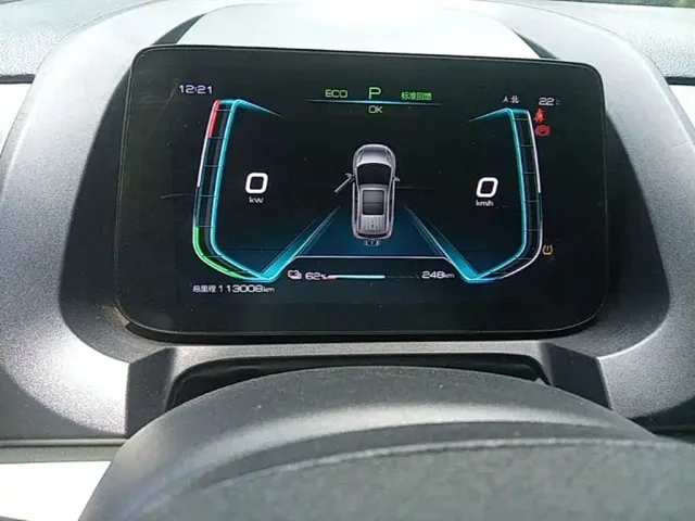 BYD Yuan Pro — Фото автомобиля 11