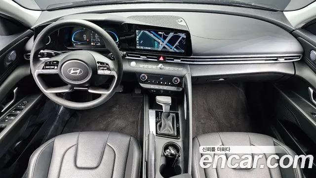 Hyundai Avante CN7 — Фото автомобиля 10