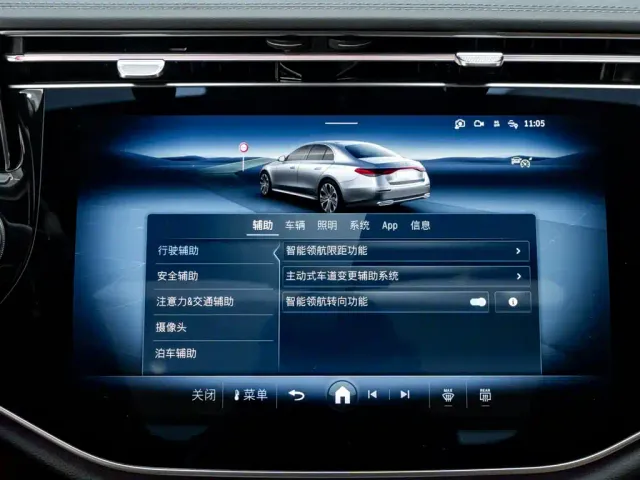 Mercedes-Benz E-Class — Фото автомобиля 17