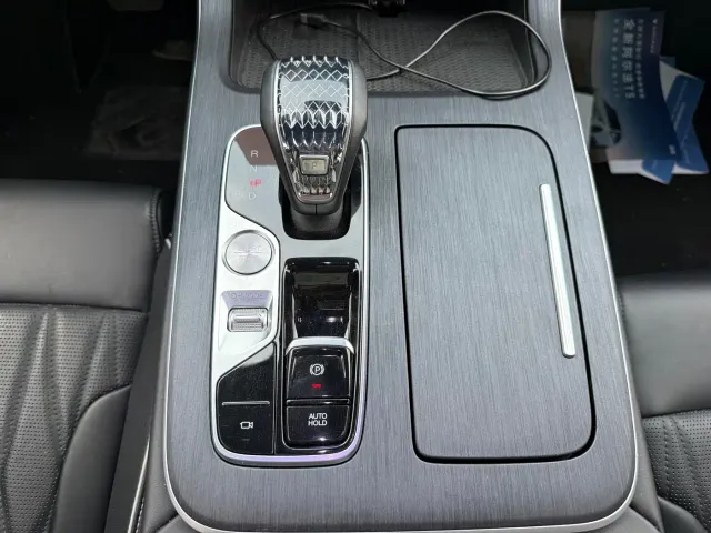 GAC Trumpchi GS8 — Фото автомобиля 9