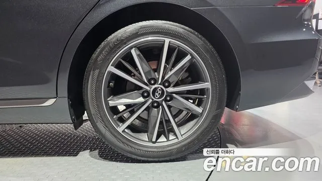 Hyundai Grandeur Новый Grandeur IG — Фото автомобиля 21