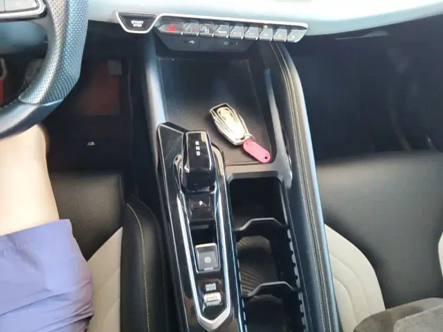 Geely Binyue — Фото автомобиля 13