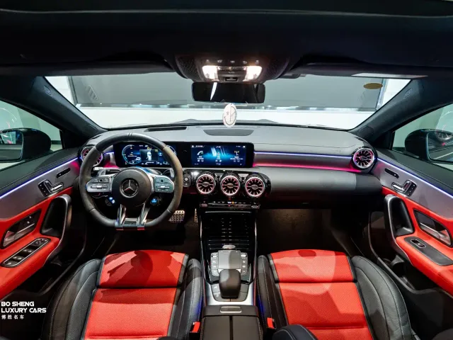 Mercedes-Benz A-Class AMG — Фото автомобиля 8