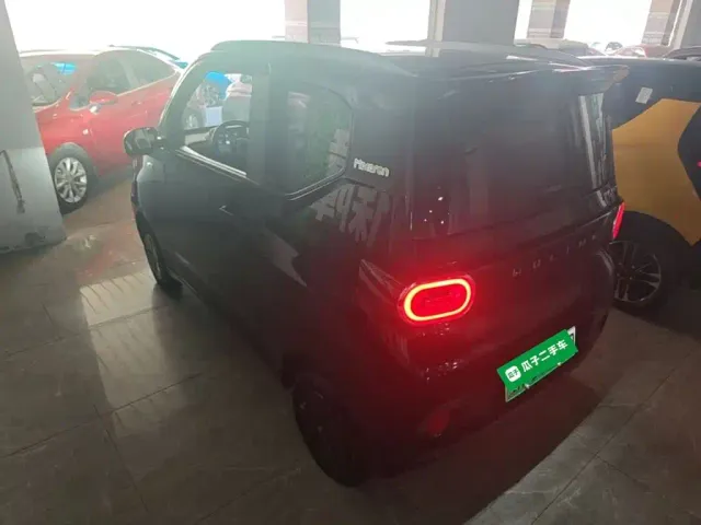 Wuling Hongguang Mini EV — Фото автомобиля 4