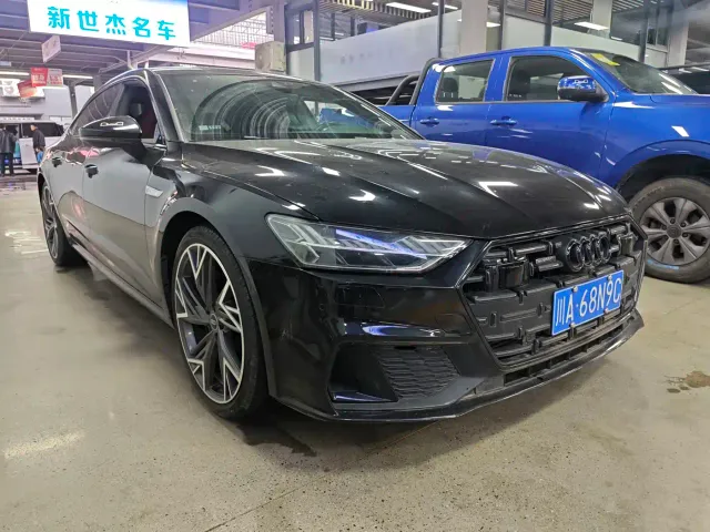 Audi A7L — Фото автомобиля 3