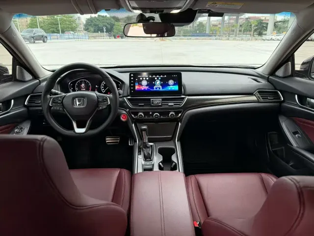 Honda Accord — Фото автомобиля 5