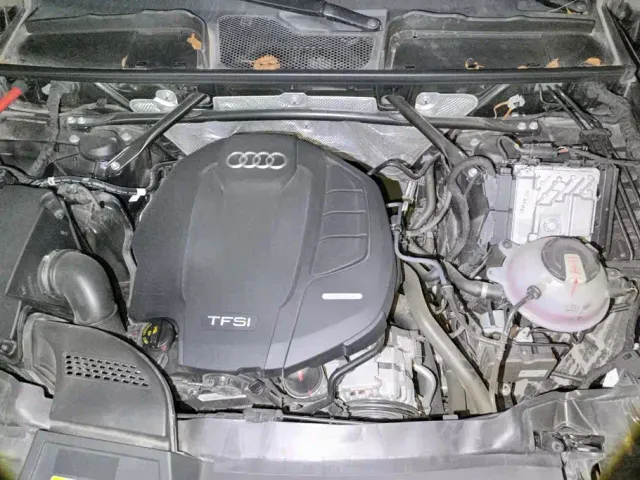 Audi Q5L — Фото автомобиля 10