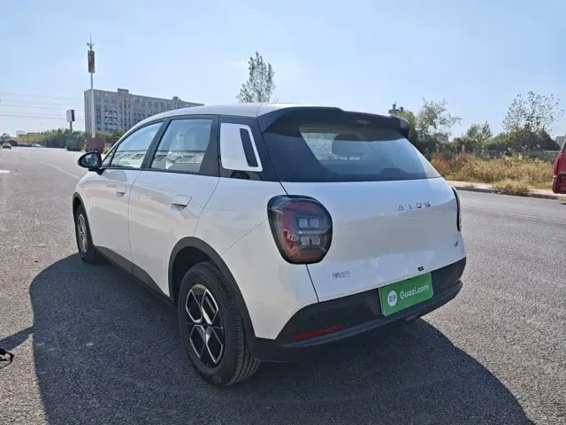 GAC Aion UT — Фото автомобиля 4