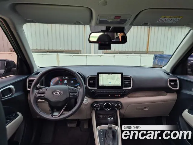 Hyundai Venue — Фото автомобиля 10
