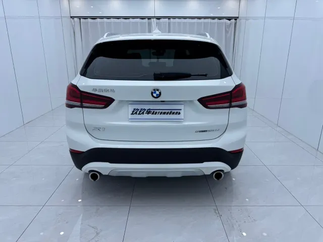BMW X1 — Фото автомобиля 5