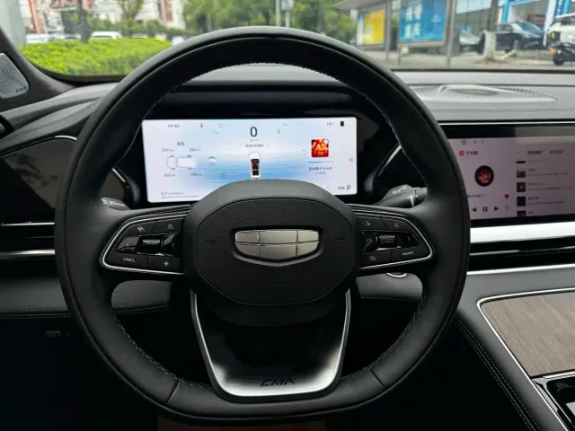 Geely Xingyue L — Фото автомобиля 18