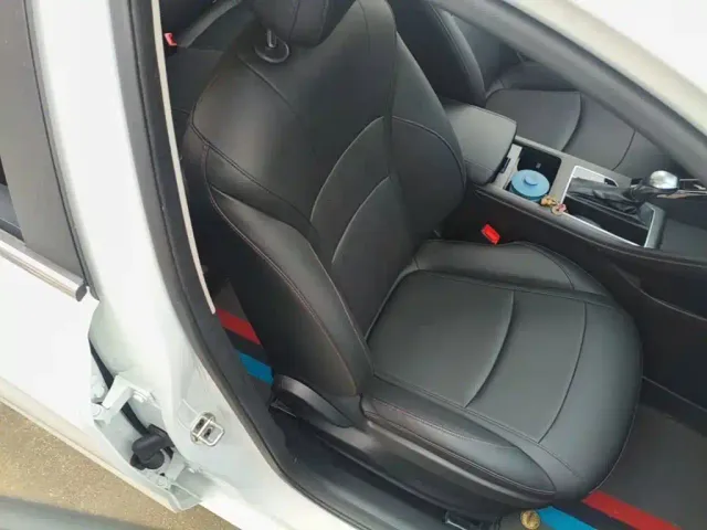 Roewe i5 — Фото автомобиля 24