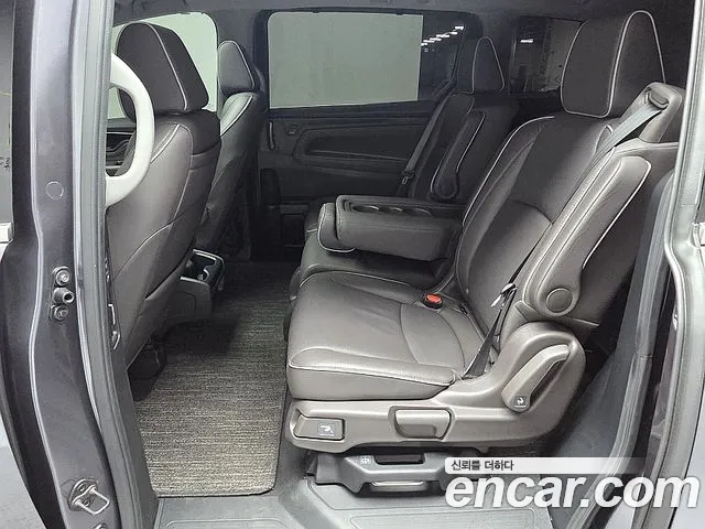 Honda Odyssey — Фото автомобиля 14